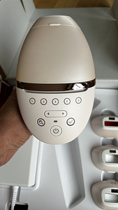 Fotoepilaator Philips Lumea IPL 9000 Series (2 foto / 10)