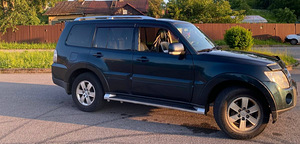 Mitsubishi Pajero 4 , 2007 (3 foto / 4)