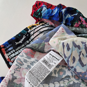 Desigual kleit viskoosist S-M (5 foto / 5)