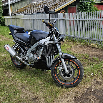 Honda cbr600f
