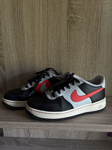 Nike Air Force (1 фото из 5)