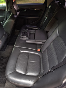 Volvo v70 (8 фото из 11)