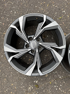 18" Audi originaalveljed 5x112 (2tk) (3 foto / 4)