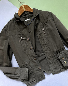 Женская куртка Massimo Dutti (1 фото из 5)