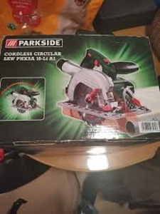 Дисковая пила Parkside PHKS 1300 A1 (3 фото из 10)