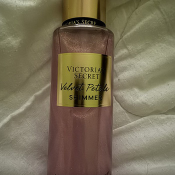 Оригинальный парфюм Victoria’s Secret Velvet Petals