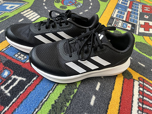 Uued adidase potased (1 foto / 3)
