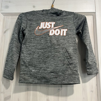 Nike laste pusa