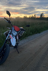 Aprilia sx50 (3 фото из 3)