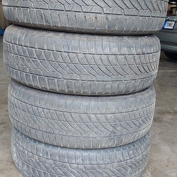 17 " шины Hankook 235 65 17 4шт