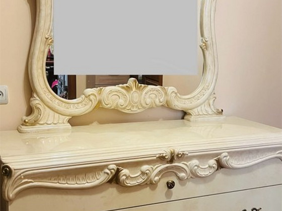 Kuumut peegliga Barocco Ivory (Itaalia)