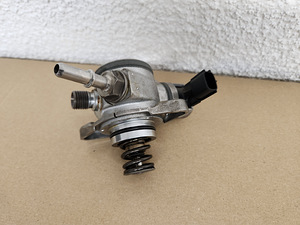 Originaalne kõrgsurve kütusepump Nissan Qashqai J11 2018 (1 foto / 3)