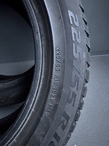 Ламель PIRELLI SOTTOZERO 3 225/55 R18 102V (AUDI) (8 фото из 9)