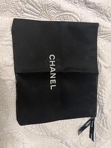 Chanel Classic Flap (1 foto / 6)