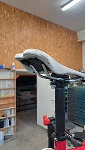 Maanteeratas AIR R010ALU (10 foto / 10)