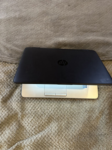 Ноутбук HP (1 фото из 6)