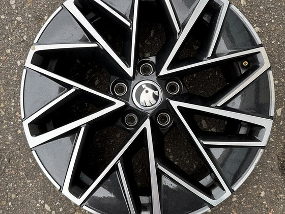 17" оригинальный диск Skoda 5x112 (1 шт)
