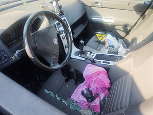 VOLVO V50 на запчасти (4 фото из 5)