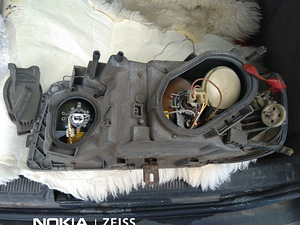Esituled - Mercedes 124 (2 foto / 6)