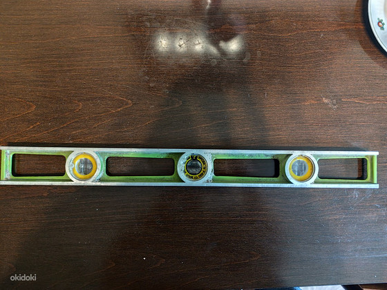 Уровень