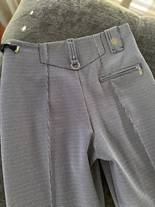 Высокие брюки M-L (4 фото из 5)