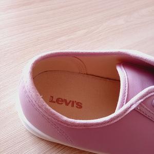 Обувь Tijuana Sneakers - Purple | Levi's®, оригинал (3 фото из 9)