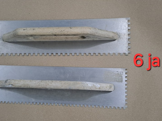 Гребенки / Liimi kammid plaatimiseks 48cm