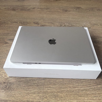 UUS MacBook Air 15,3 Starlight