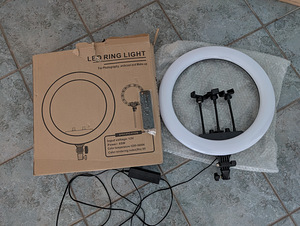 LED RING LIGHT 46 CM, 18” (2 фото из 5)