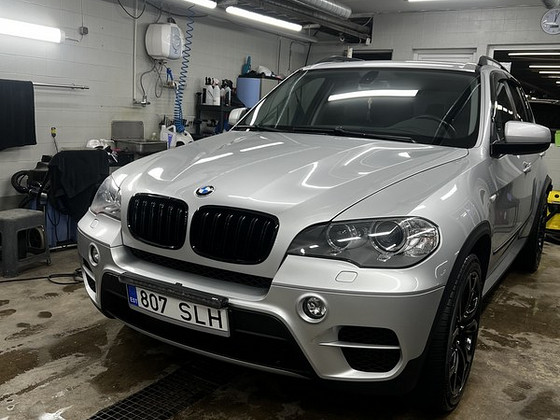 BMW X5 XDRIVE 40D (2011)