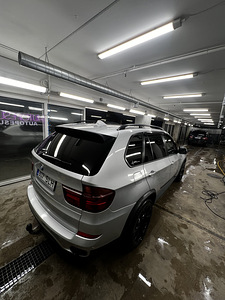 BMW X5 XDRIVE 40D (2011) (2 foto / 11)