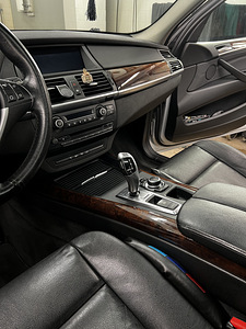 BMW X5 XDRIVE 40D (2011) (5 foto / 11)