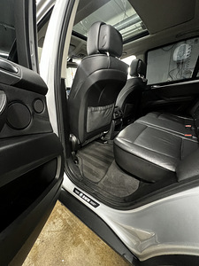 BMW X5 XDRIVE 40D (2011) (9 foto / 11)