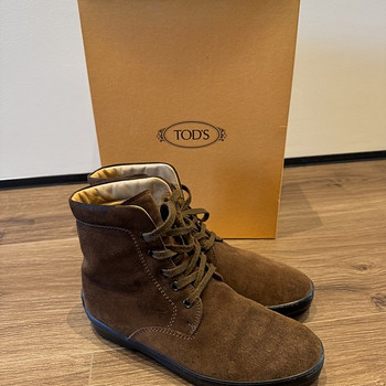 TOD'S POLACCO 5 OCCHIELLI nahk saapad