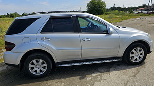 Mercedes benz ml 320 (4 foto / 14)