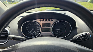 Mercedes benz ml 320 (10 foto / 14)