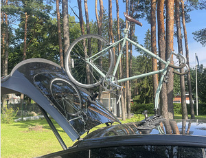 Iminappadega katuseraam 2-le jalgrattale (3 foto / 4)