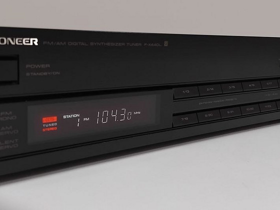 Pioneer tuner F-X440L