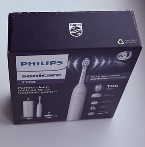 Philips Sonicare 7100 HX7420/01 , White (5 фото из 5)