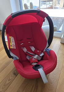 Vähekasutatud CBX by Cybex turvahäll, koos isofix-alusega (1 foto / 2)