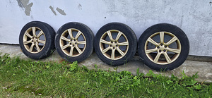 Диски Subaru с летними шинами (1 фото из 8)