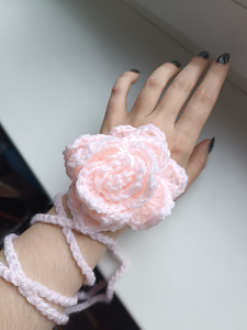 Вязанная роза (2 фото из 7)