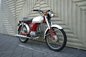 Honda Benly 50S 4-takti 50cc (3 foto / 10)