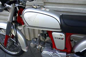 Honda Benly 50S 4-takti 50cc (9 foto / 10)