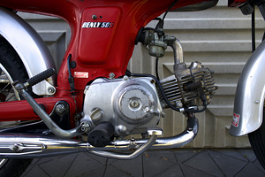 Honda Benly 50S 4-takti 50cc (10 foto / 10)