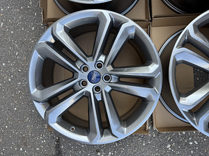 20" оригинальные диски Ford 5x108 + датчики (2 фото из 8)