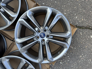 20" оригинальные диски Ford 5x108 + датчики (4 фото из 8)