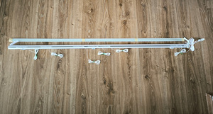 Rooma kardina karnis 165 cm. Uus (1 foto / 2)