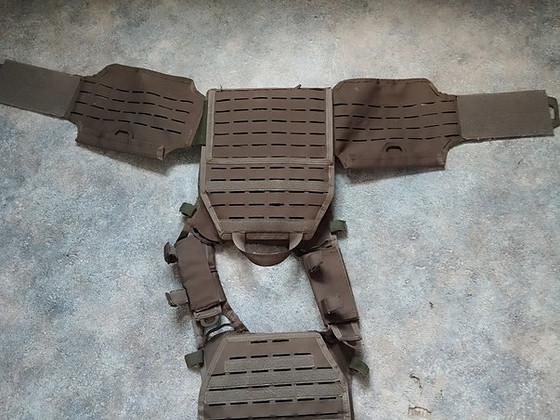 Разгрузочный жилет Invader Gear "Reaper"