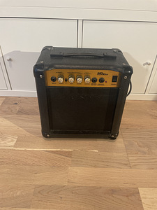 Marshall Mg10 CD (1 foto / 2)